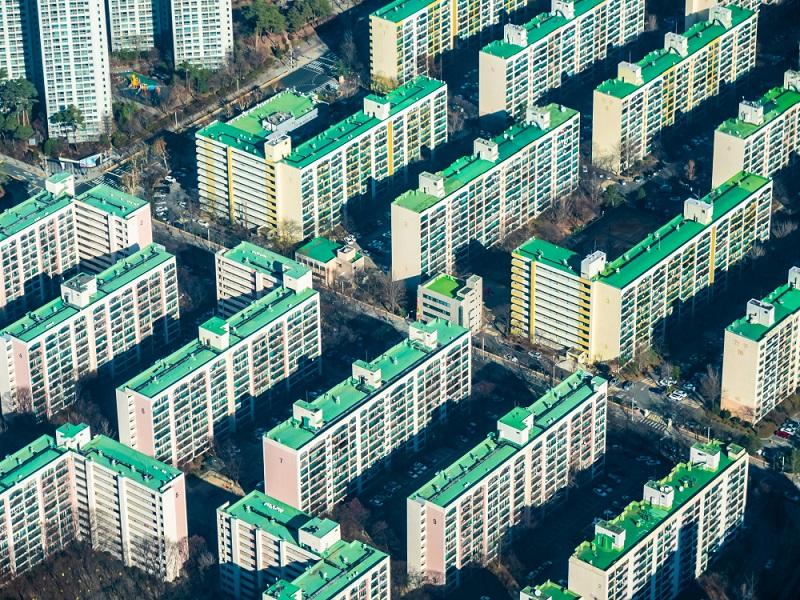 Как справиться с затовариванием рынка недвижимости?